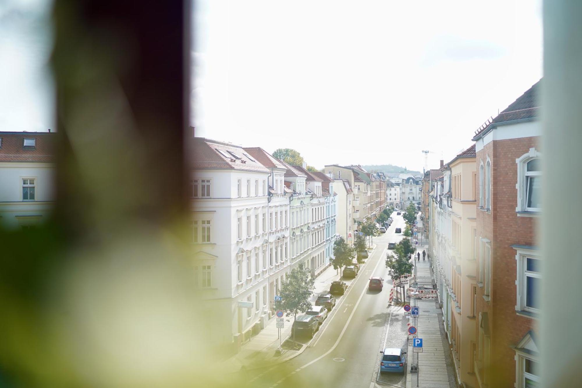 Edler Wohnraum Noble Stadtoase Mit Boxspringbett, Kaffeevollautomat & Parkplatz Zwickau Buitenkant foto