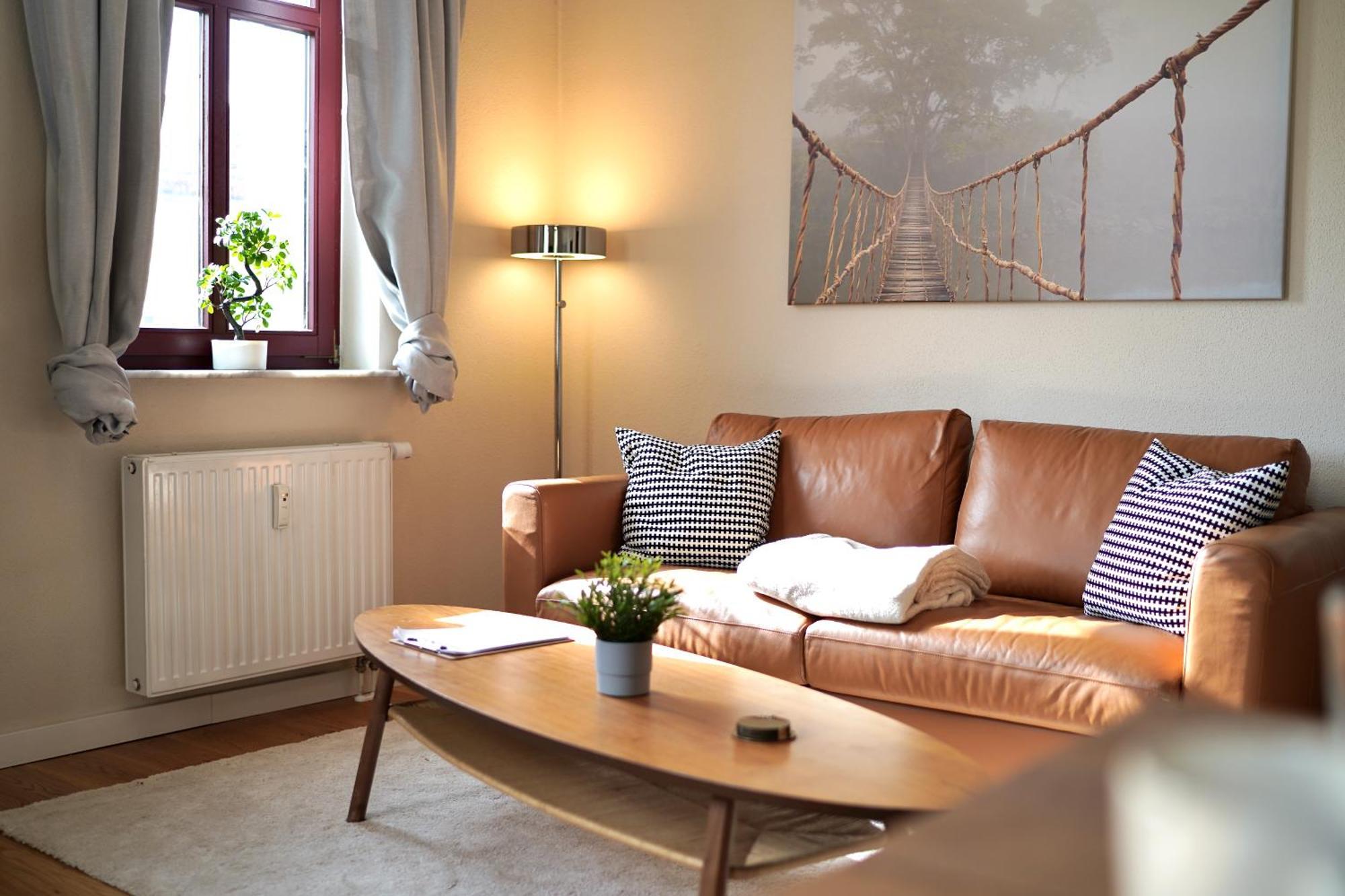 Edler Wohnraum Noble Stadtoase Mit Boxspringbett, Kaffeevollautomat & Parkplatz Zwickau Buitenkant foto